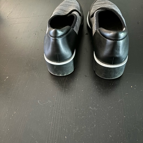 Adrienne Vittadini Sport Comfort Walking Womens Shoes Black / Grey Slip On  9M - Picture 3 of 7